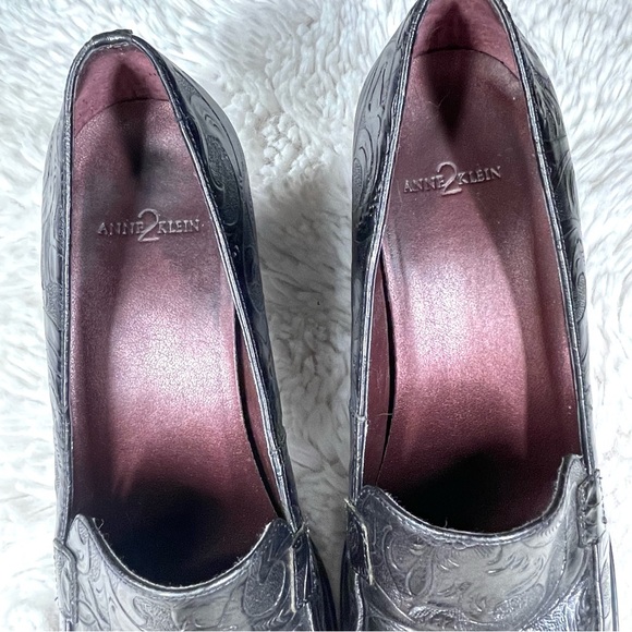 Anne Klein 2 Embossed Leather Pumps Black Brown Heels Square Toe Women size 7.5 - Picture 6 of 12